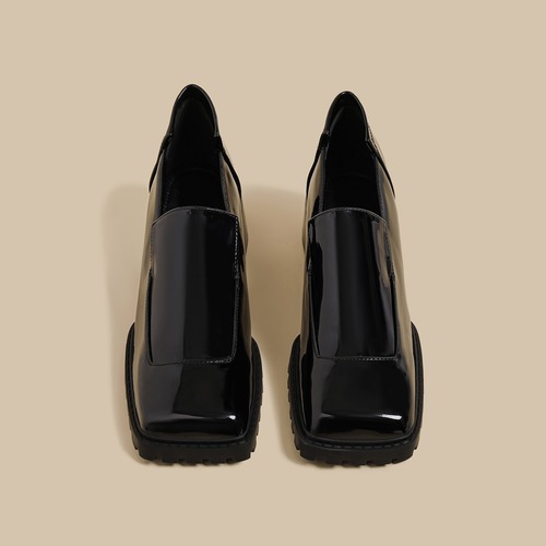 Minimal square loafer A00033