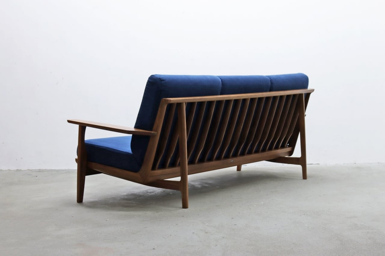 カリモク　1人掛アームソファ　WU61 楽天市場】カリモク ソファ 1人掛け WU61モデル 本革張 肘掛椅子