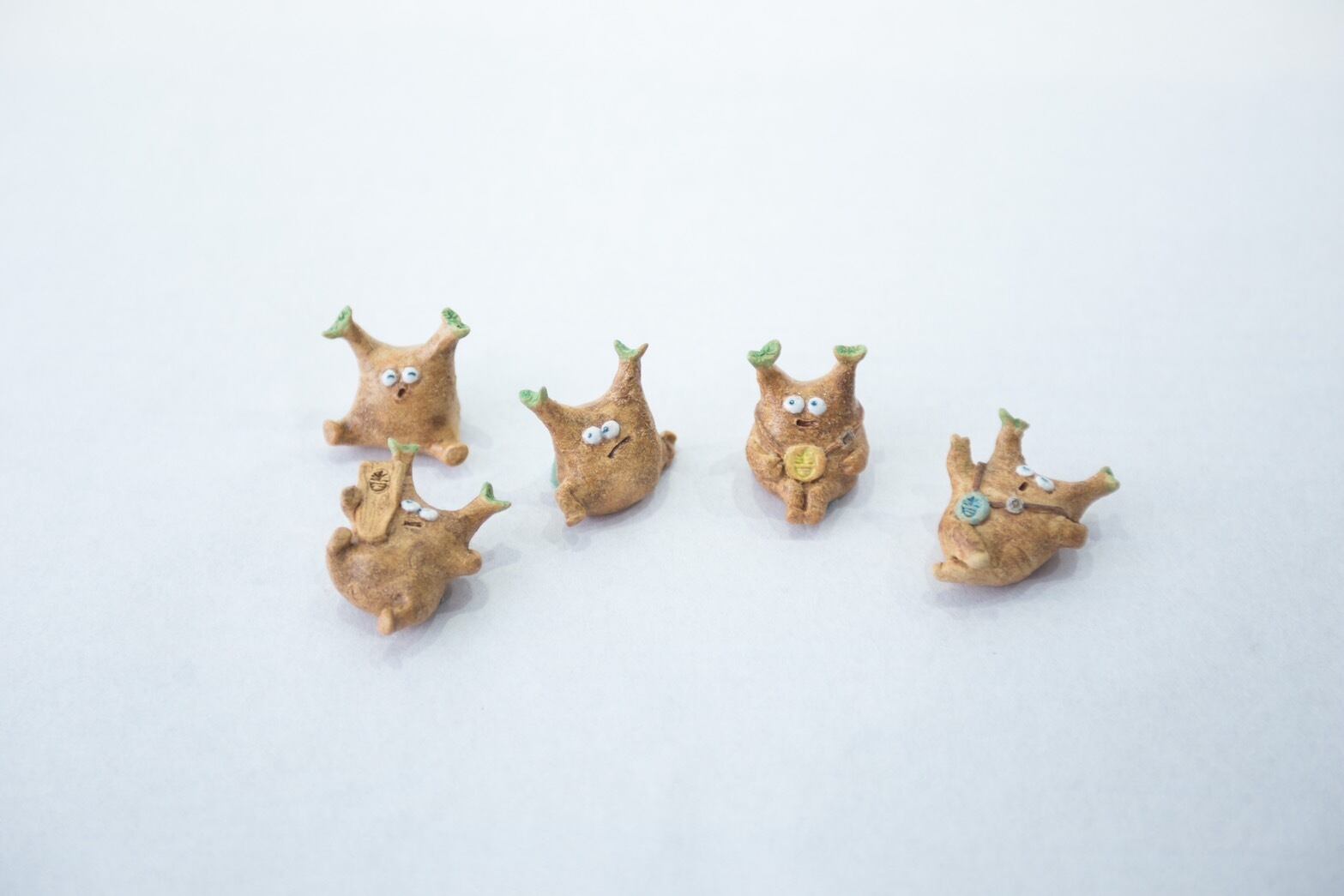 【新作】陶器製 グラキリス ミニフィギュア 2【陶芸家 嵩下 花奈子】