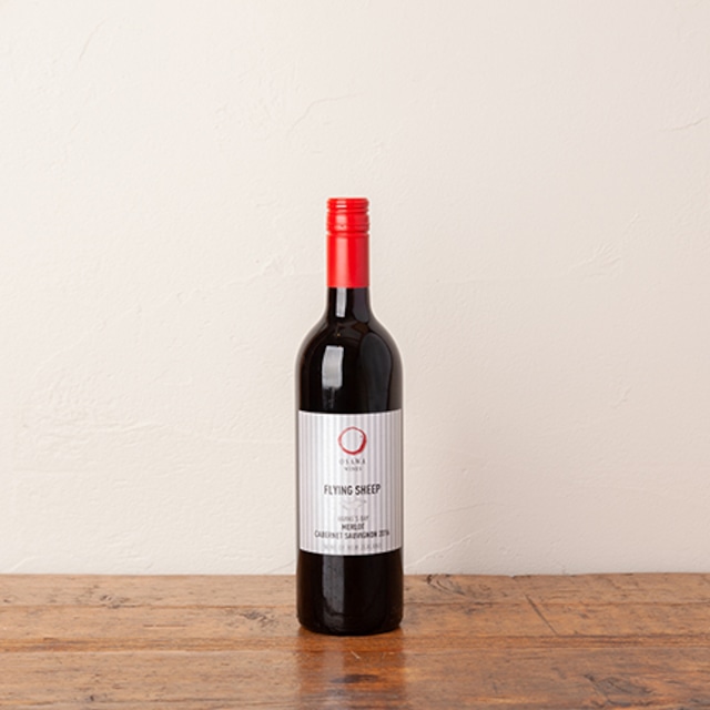 〈大沢ワインズ〉フライング・シープ メルロー&カベルネ・ソーヴィニヨン 赤ワイン(750ml)