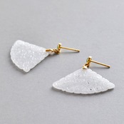 K18YG 白翡翠 透かし彫りピアス A貨翡翠 jd_mm1160