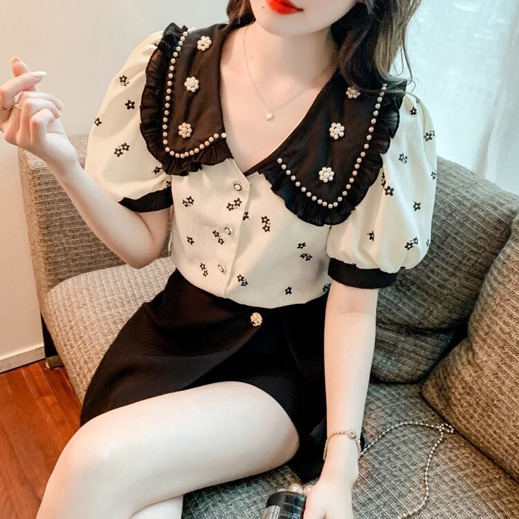 トップス レディース シャツ ブラウス ネルシャツ ドールカラー フリル 丸襟 ラウンド バイカラー パール 花柄 ラージカラー ホワイト ニュアンスカラー ビックカラー セーラーカラー 半袖 襟付き かわいい 大人可愛い シンプル カジュアル 大人 おしゃれ お洒落 かっこいい レトロ ガーリー リラックス ナチュラル こなれ感 ラフ ゆったり ゆる 春 秋 冬 10代 20代 30代 通勤 OL 通学 ママ デート お出かけ 女子会 休日 旅行 着回し 普段使い 重ね着 韓国系 送料無料