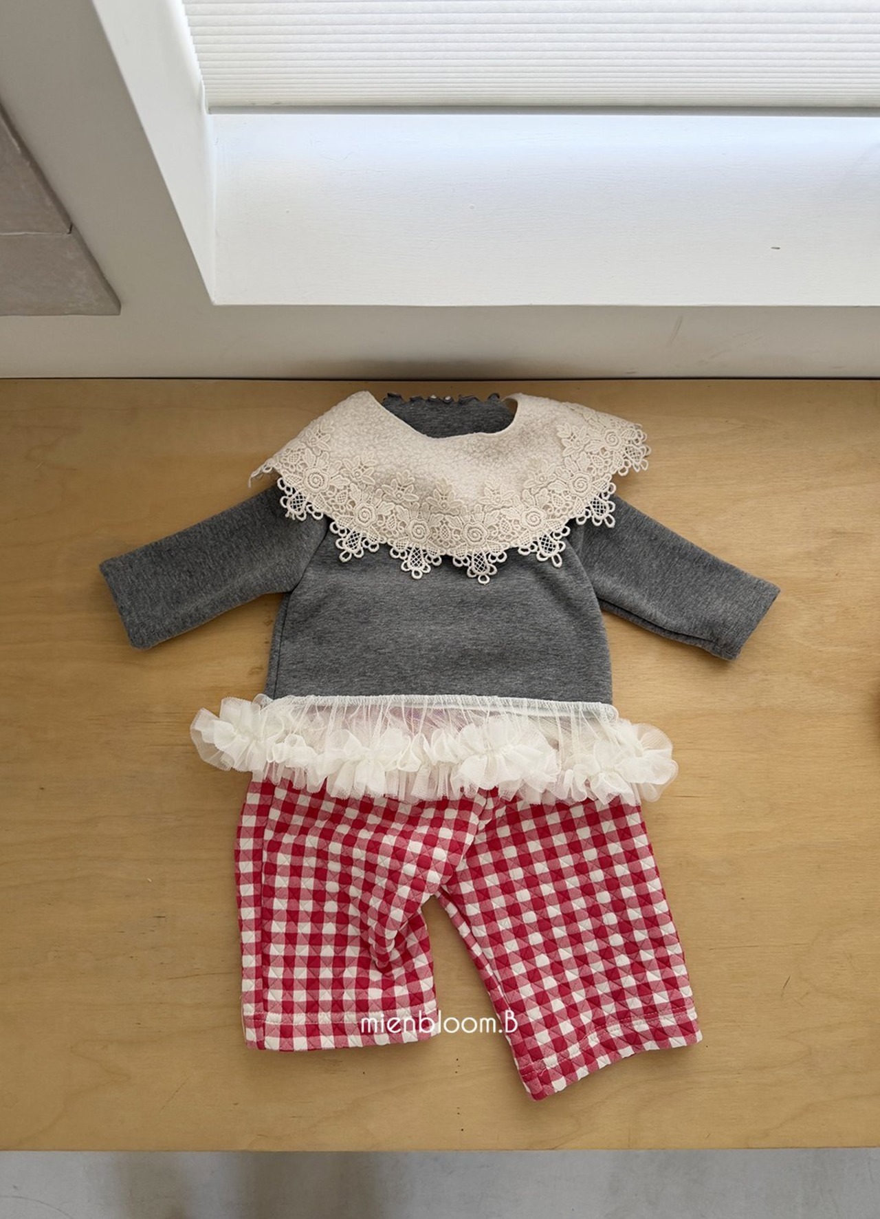 mien bloom B［取寄］nubi check pants 26winter
