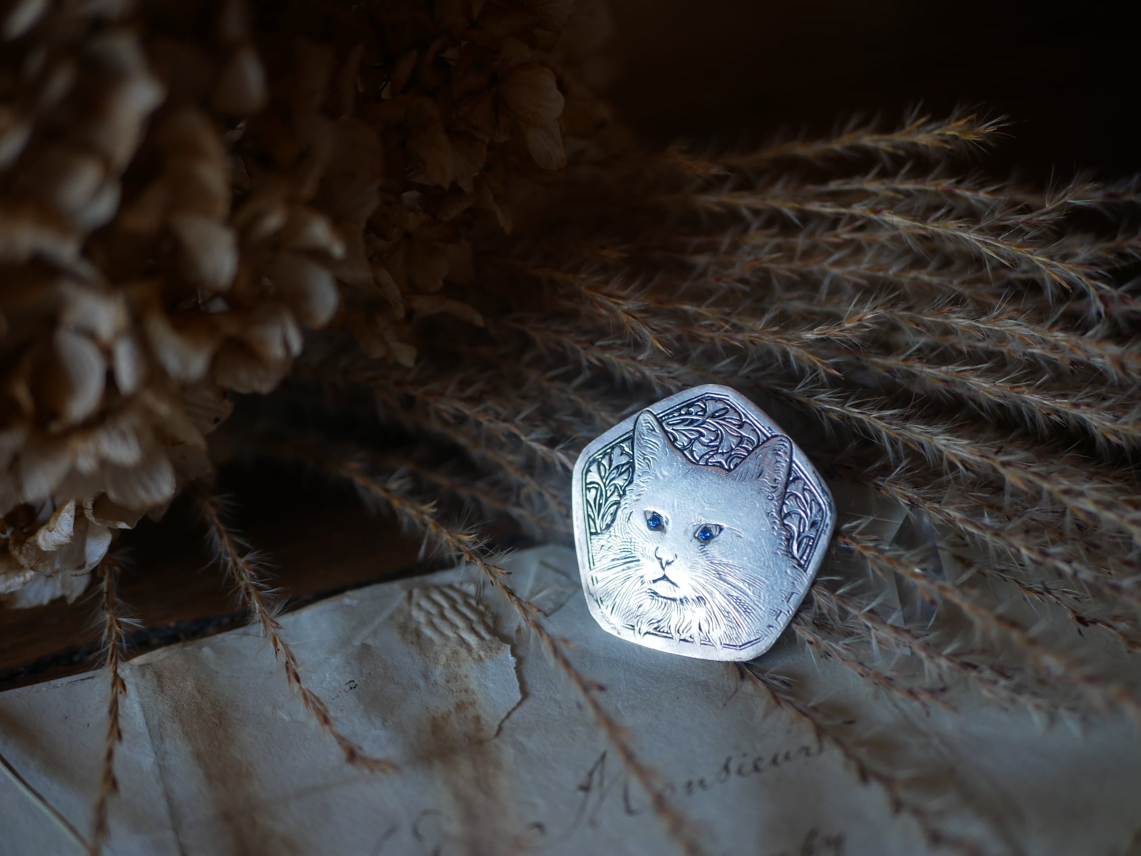 フランス製のネコのブローチ 楽天市場】スワロフスキー 猫 ( ネコ )ブローチ : Aquarius