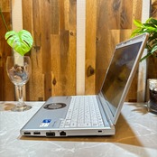 【美品 2021年式】 Panasonic Let’snote SV1 / 第11世代 Core i5-1145G7 / メモリ16GB / SSD256GB / 12.1インチ