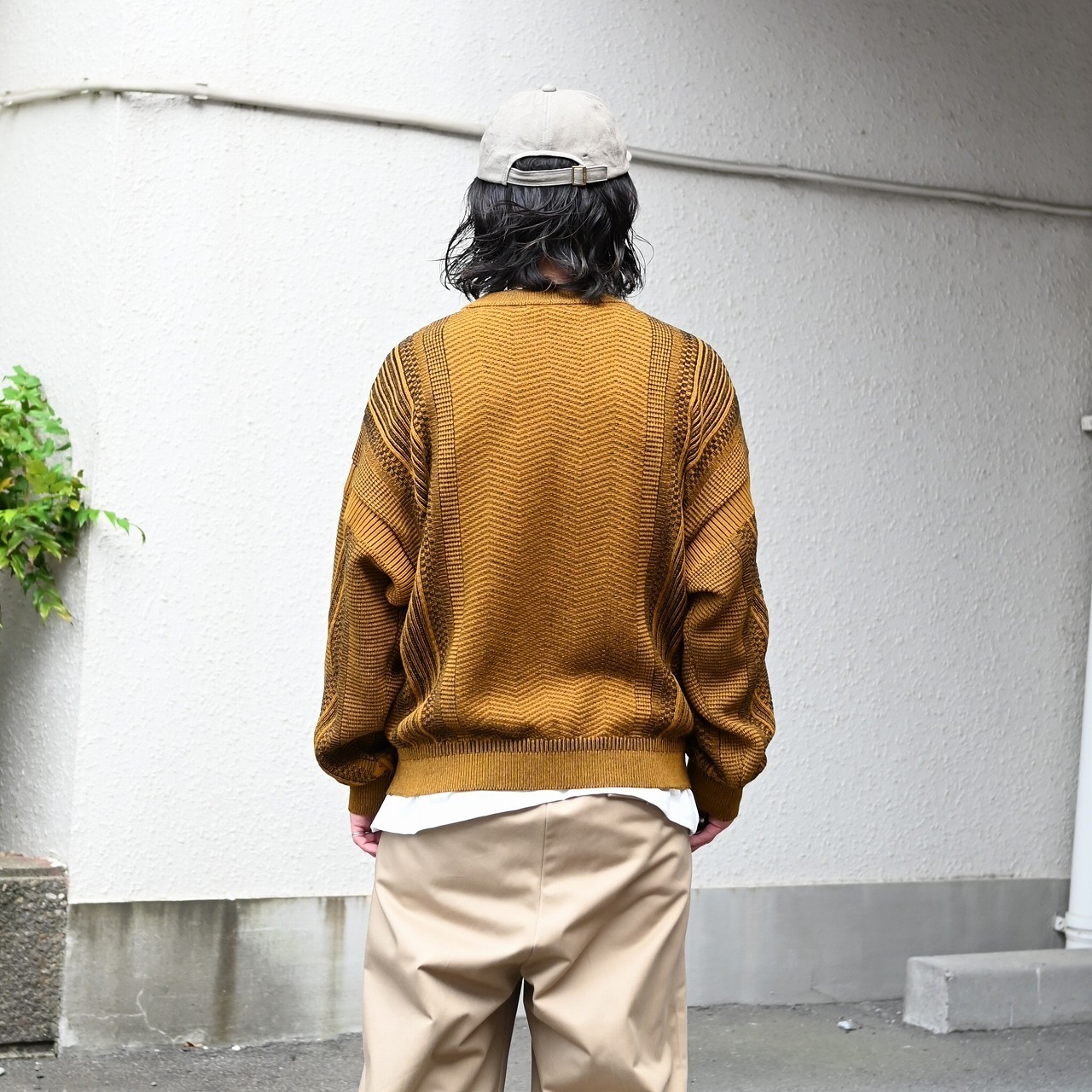 CCU(シーシーユー) レザー、YASHIKI(ヤシキ）ニットコーディネート