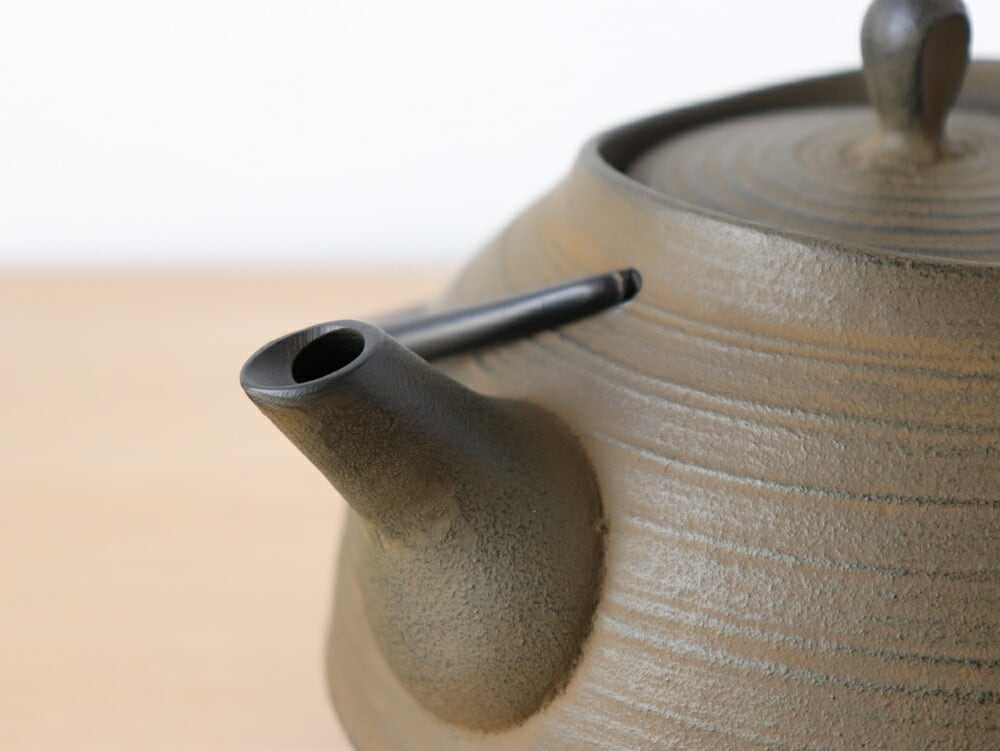 南部鉄器 壱鋳堂（ ITCHU-DO ）鉄瓶 刷毛目 1.3L ( 黒 / さび茶