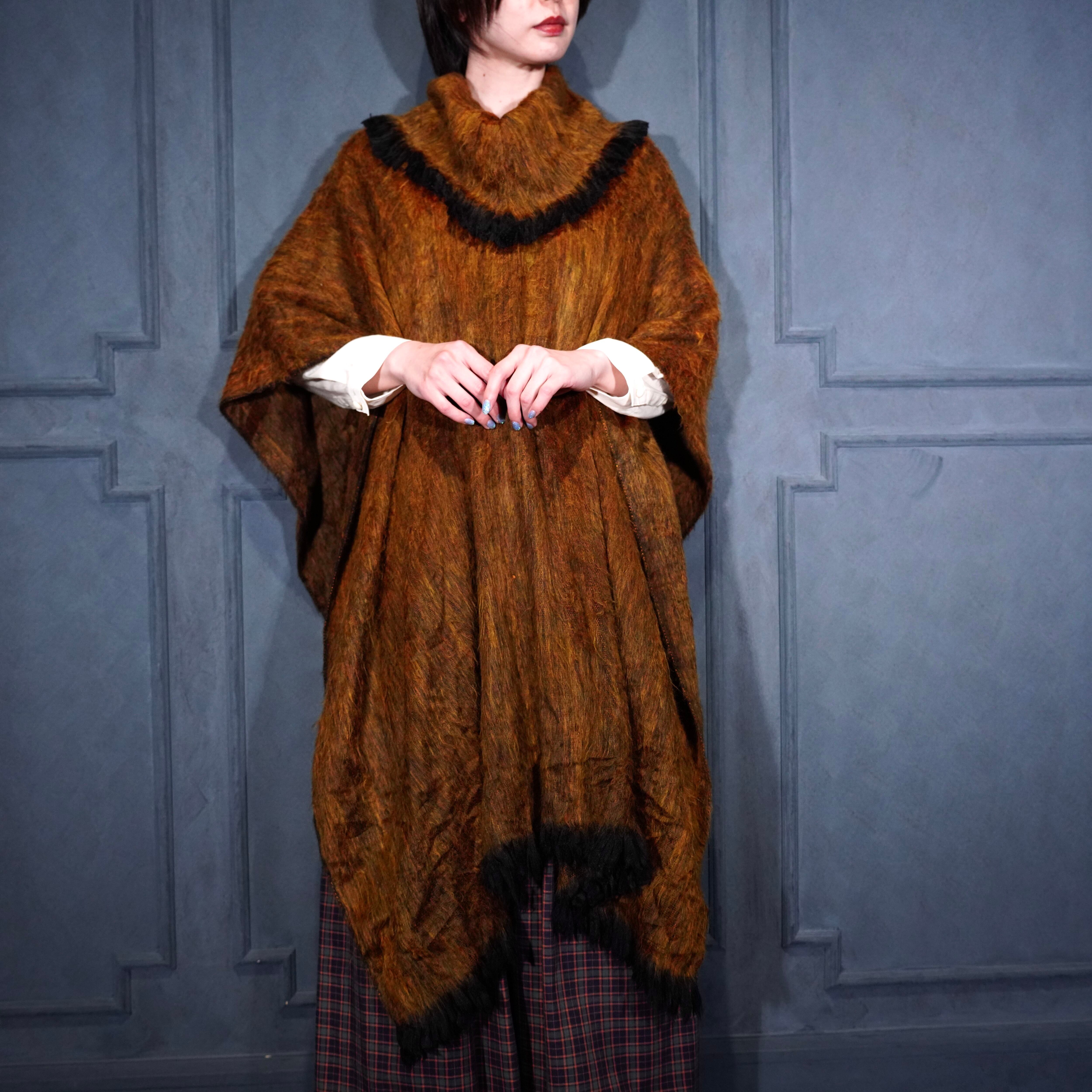 希少　レア　イギリス製　ポンチョ　シャギー　モヘヤ　ケープ　コート　海外古着 希少 レア イギリス製 ポンチョ シャギー モヘヤ ケープ コート 海外