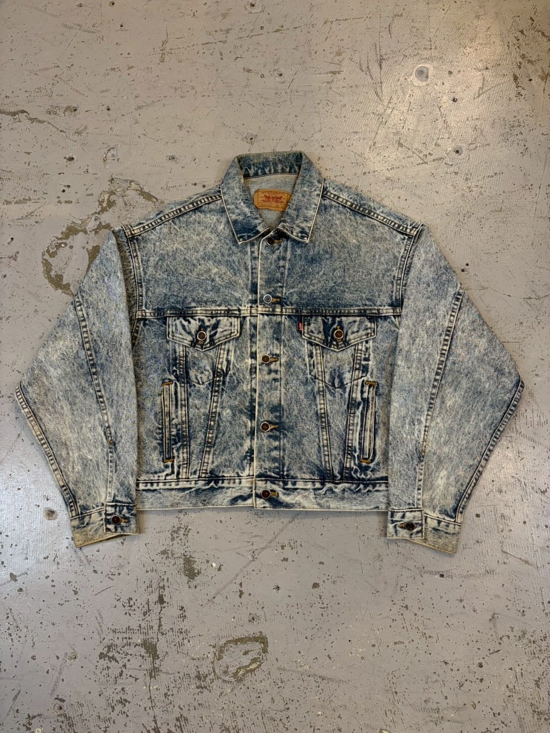 VINTAGE 80's LEVI'S 70508 CHEMICAL WASH DENIM JACKET | vintage