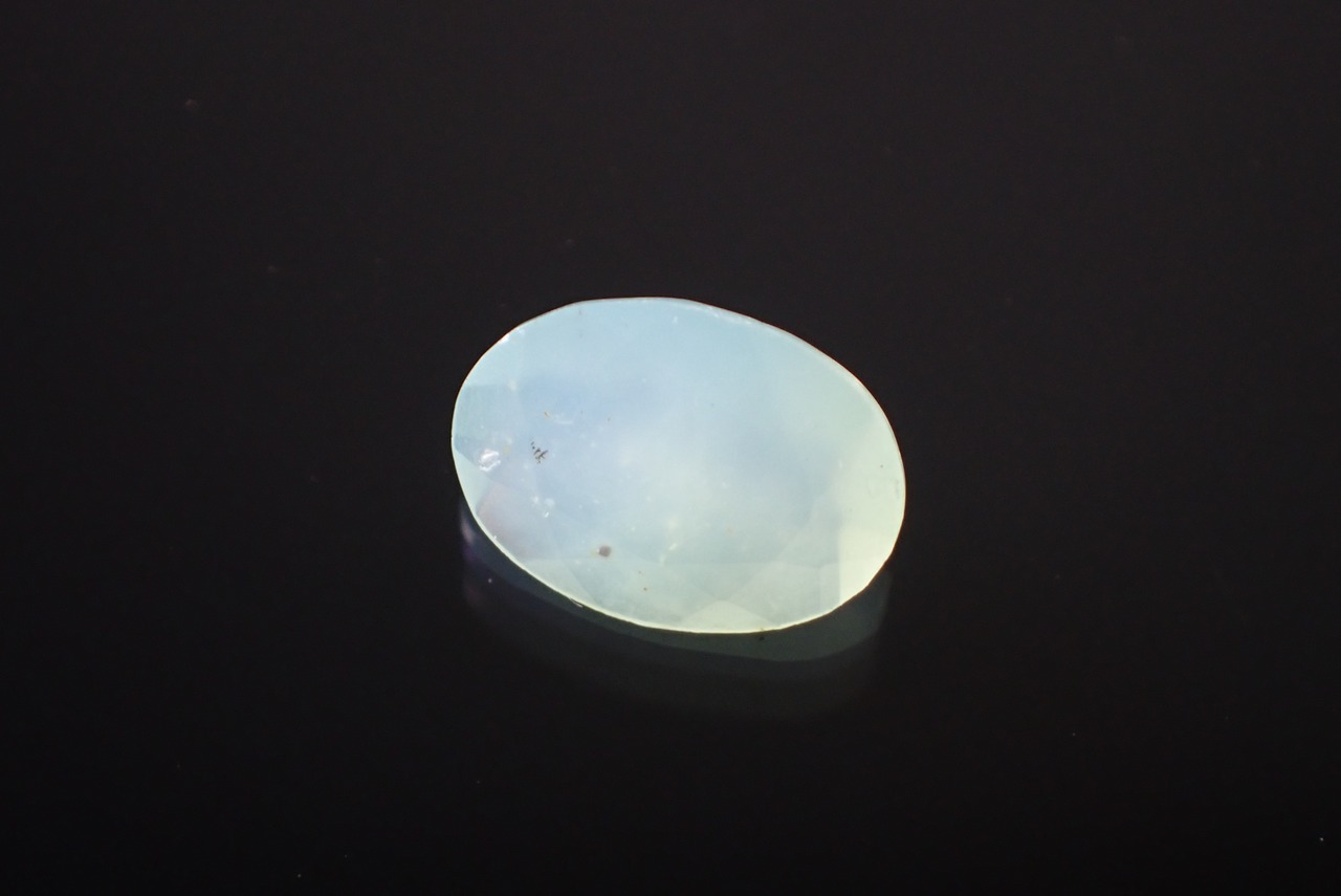 ブルーオパール　0.44ct　[D3-233]