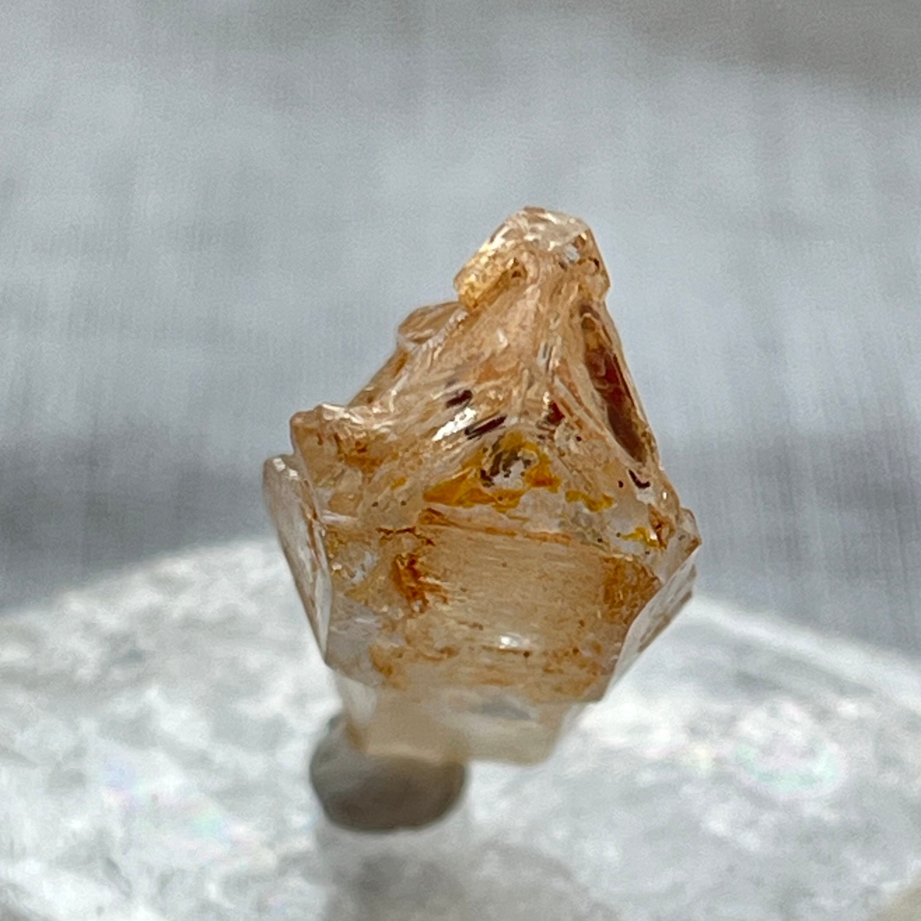 オイルインエレスチャル 天然石② 紐解く ⁂ エレスチャルクォーツ（気泡が動くオイルイン） | partenaire
