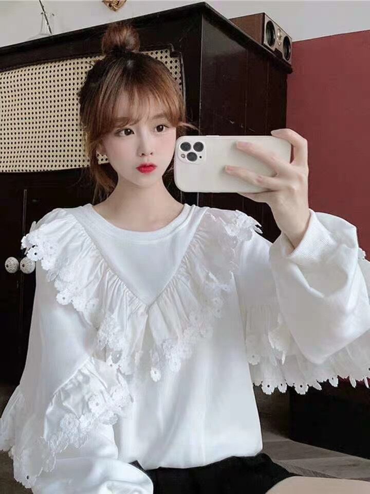 フロントフリルブラウス