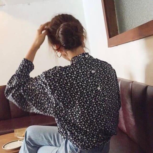 Back button monotone print blouse  10313