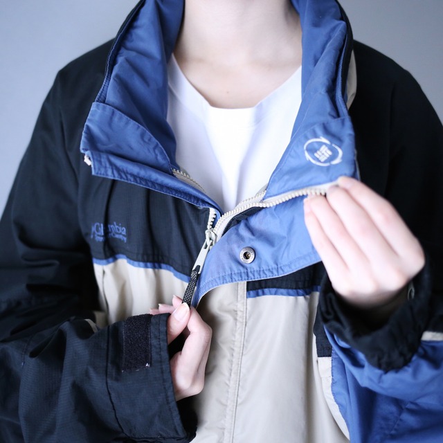 "Columbia" good coloring switching design XXL wide over silhouette mountain parka