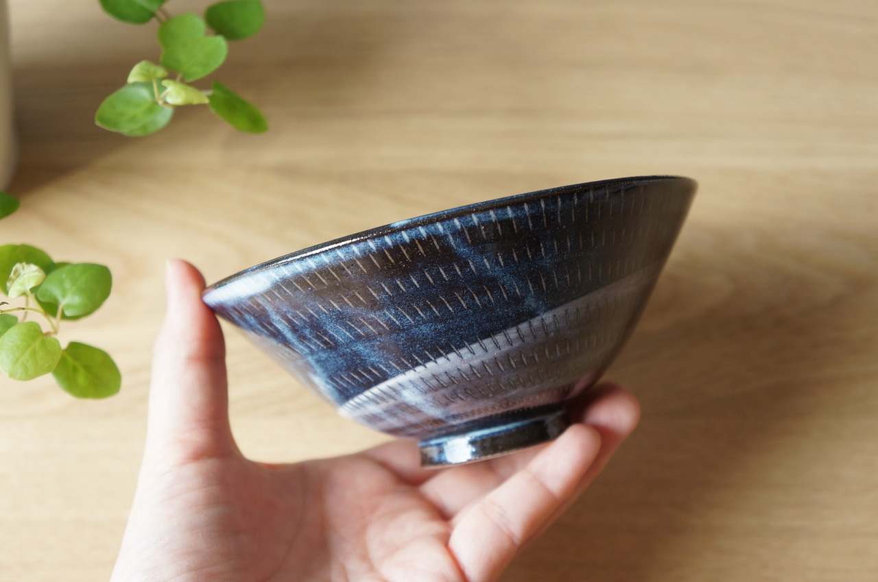 小石原焼　マルワ窯　お茶碗 （中）渦巻　ブルー　  [3-332]