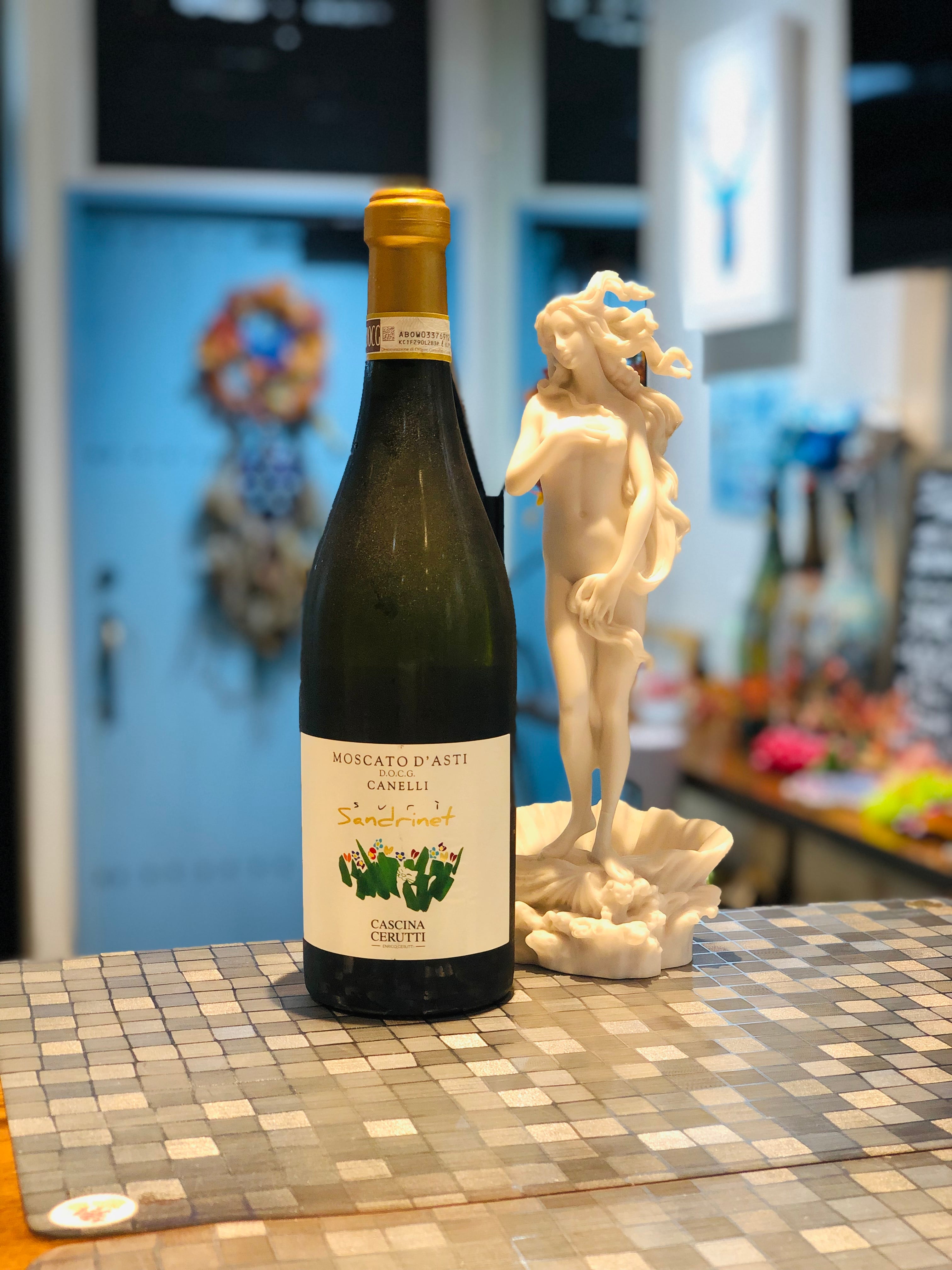 モスカート ダスティ、カネッリ、 チェルッティ（微発泡白ワイン