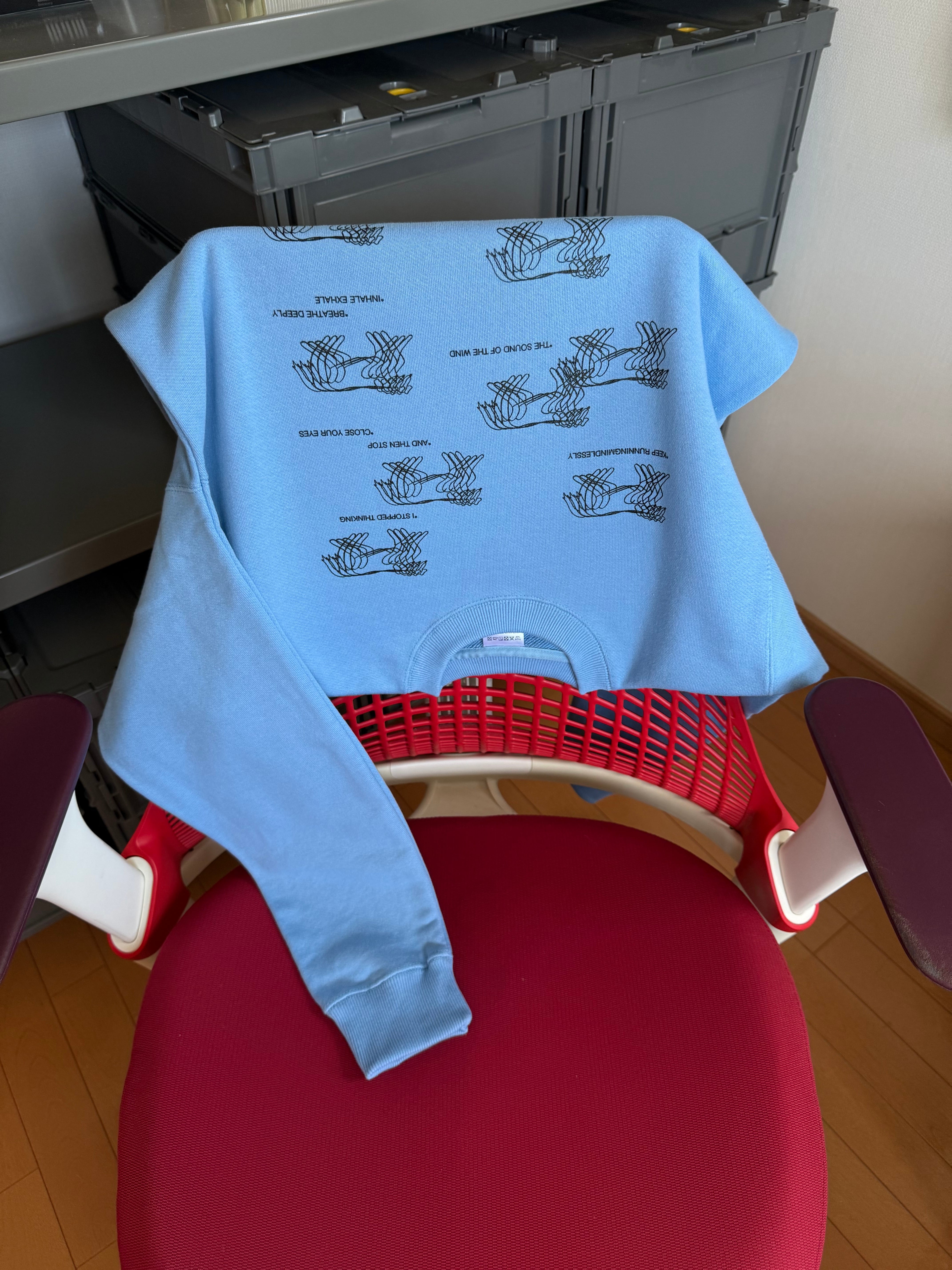 RUNNING DOGS SWEAT : SAX | CONVENIENCE YOUNG