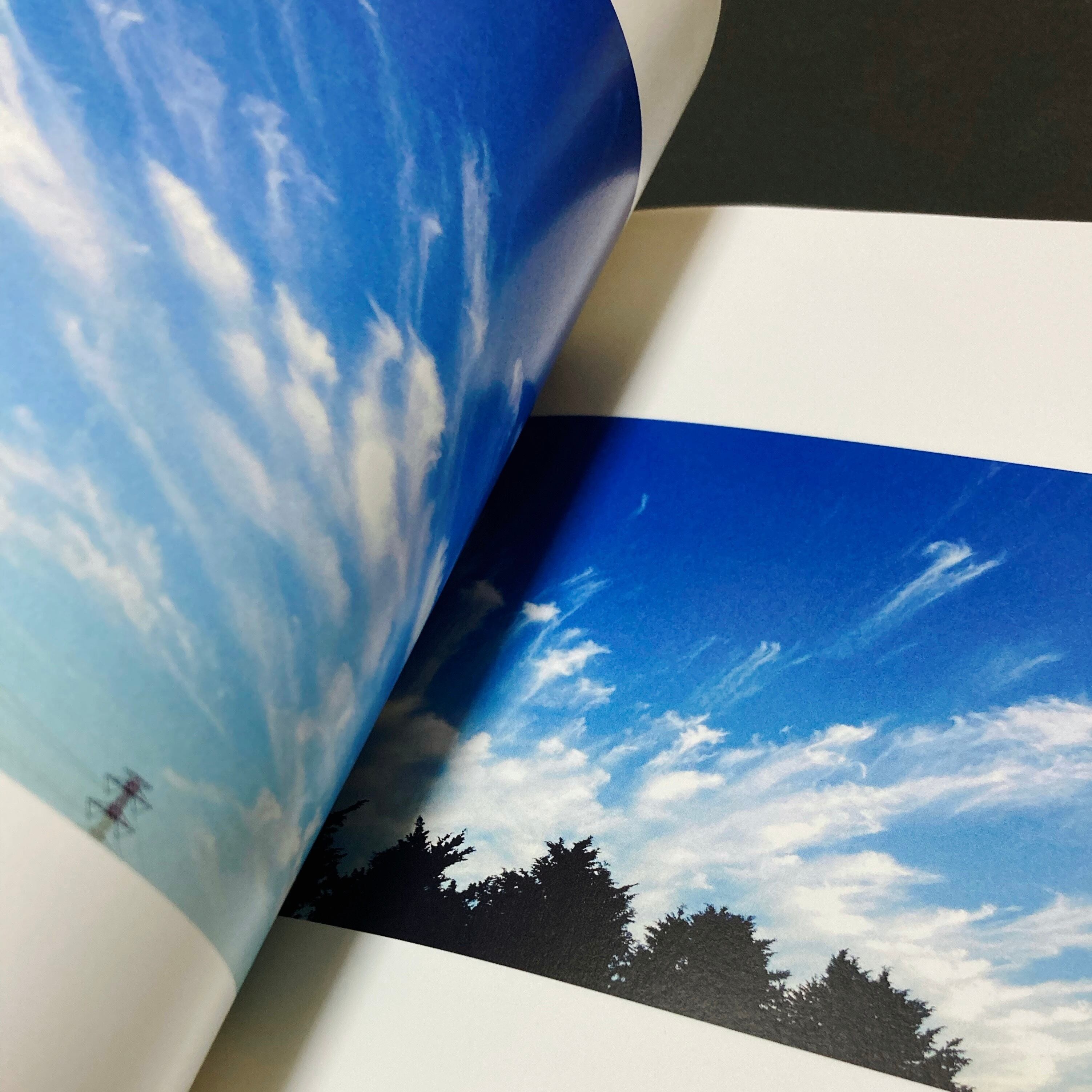 空の写真集 MILK-bluecuraçao＋grapefruit＋yogurt- | johannes