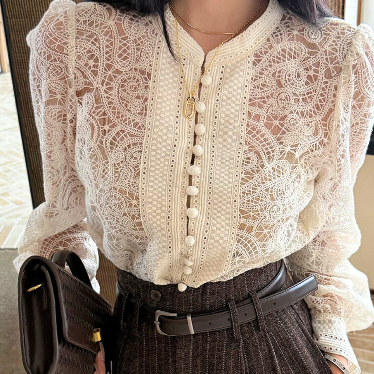 White lace design cardigan S1643