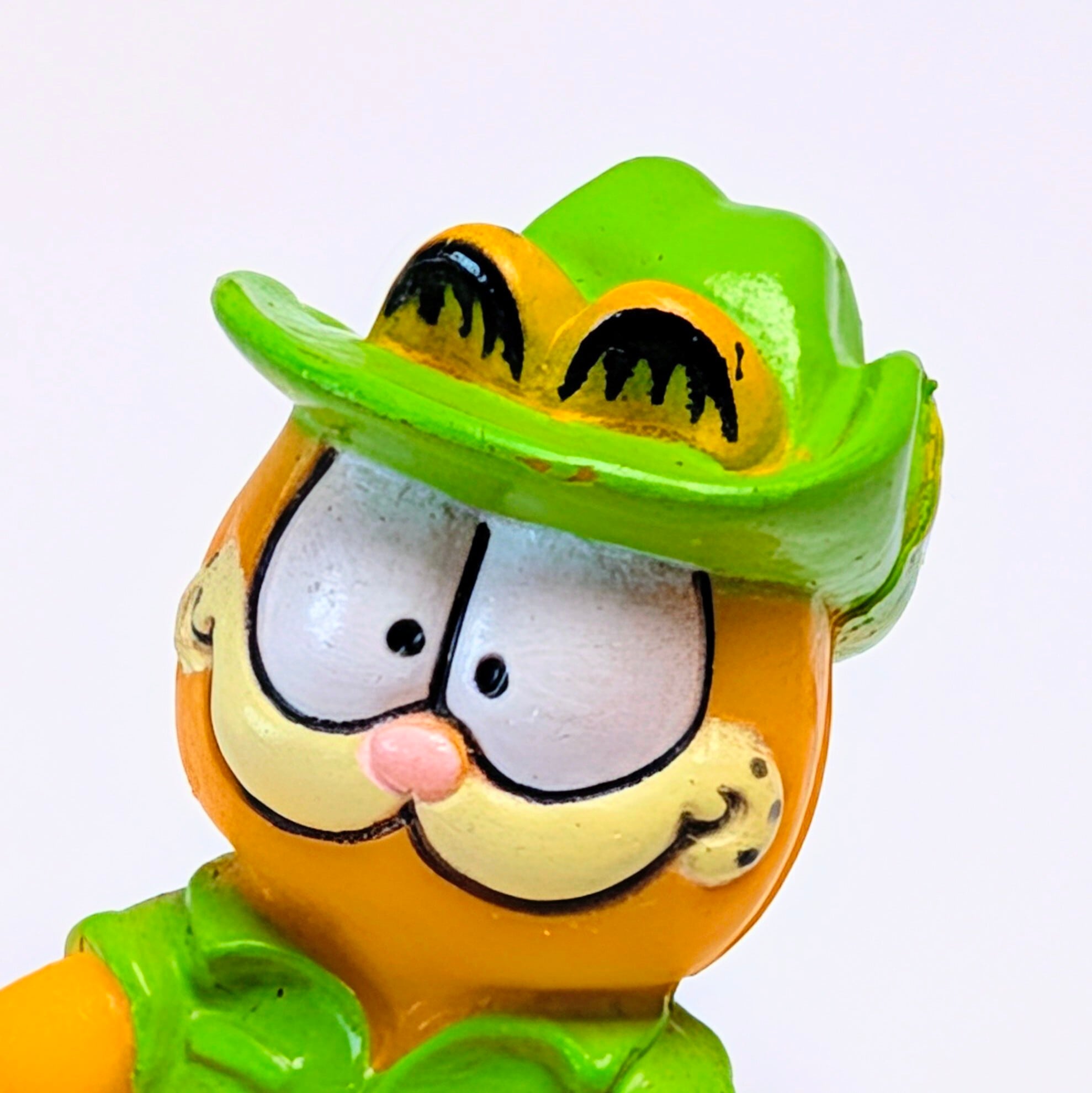 ☆ VINTAGE 1988 ☆【 McDonald's  ( マクドナルド ) 】1988年マクドナルドミールトイ 『 Garfield in 4-wheeler（ガーフィールド イン フォーウィラー）』〜ジープに乗ったあいつ(笑)〜 / ミールトイ / ハッピーミール 〚アメリカン雑貨 アメトイ〛