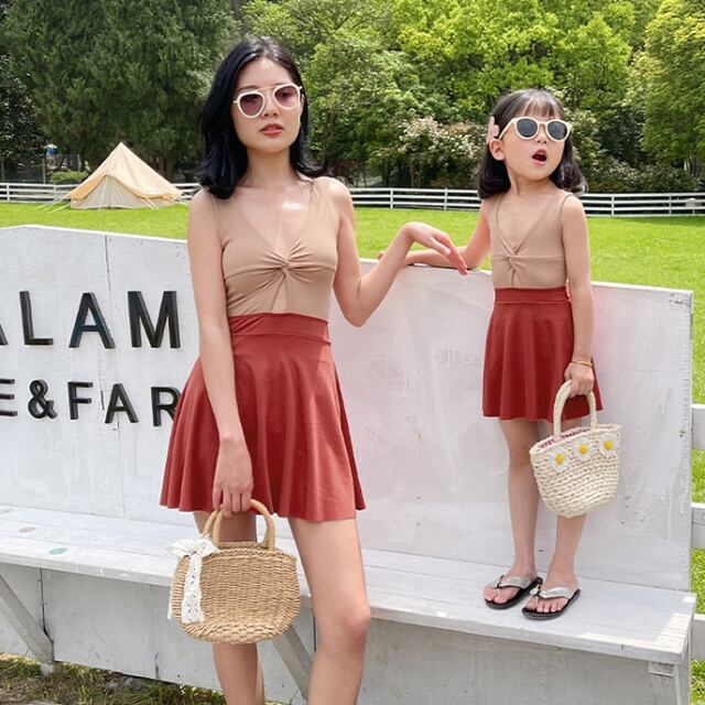 ヒスクローネ似カゴとフリルパンツ2点セット