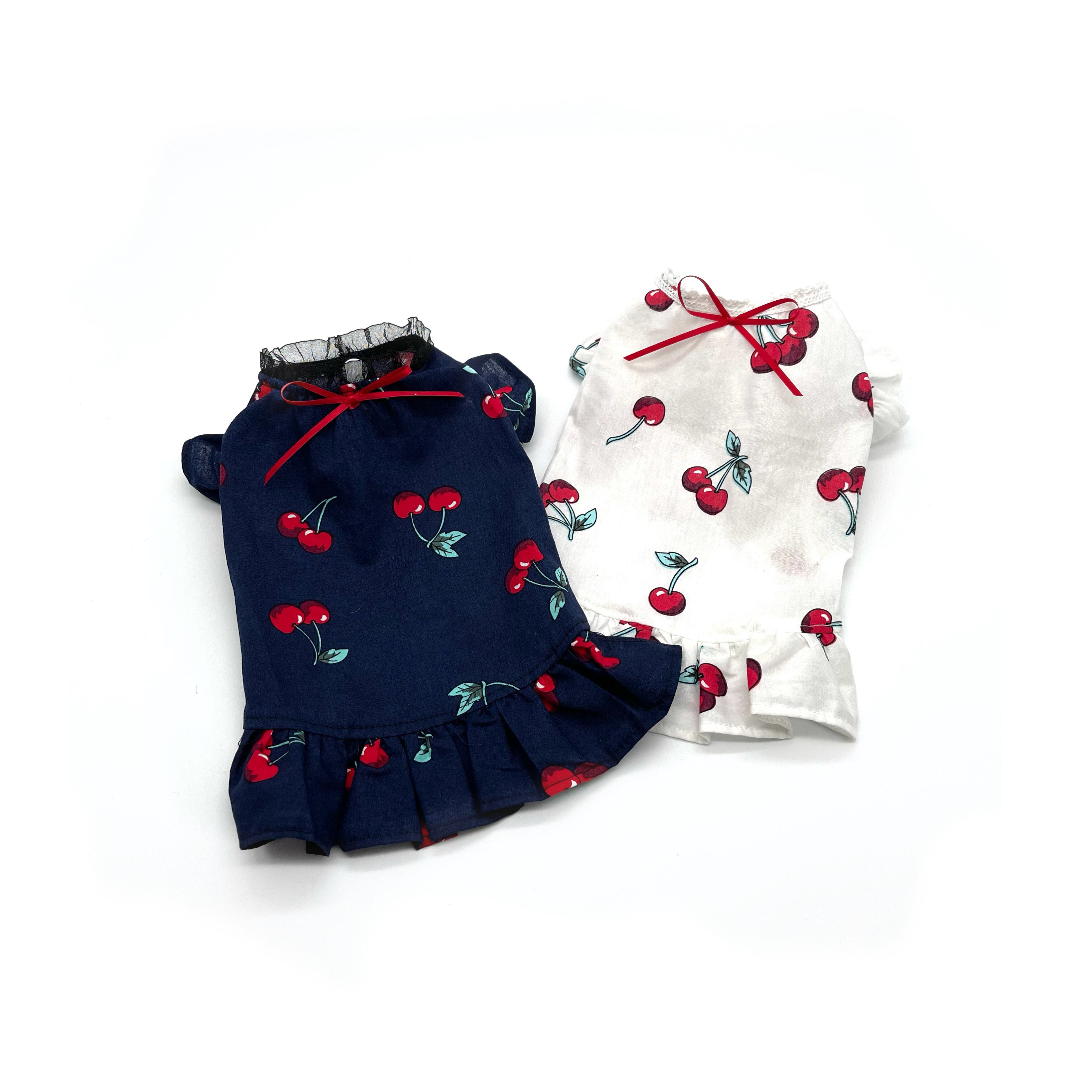 再入荷 即納 送料無料 さくらんぼフリルトップス 全2色 犬の服 ペット 犬 Dog ネコ ドックウェア Ey0518 Eyes Line アイズライン 犬服 ドッグウェア