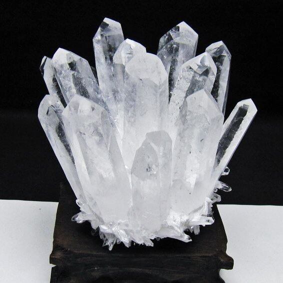 水晶 クラスター 水晶 原石 台座付属 一点物 おまかせ便 182-8650