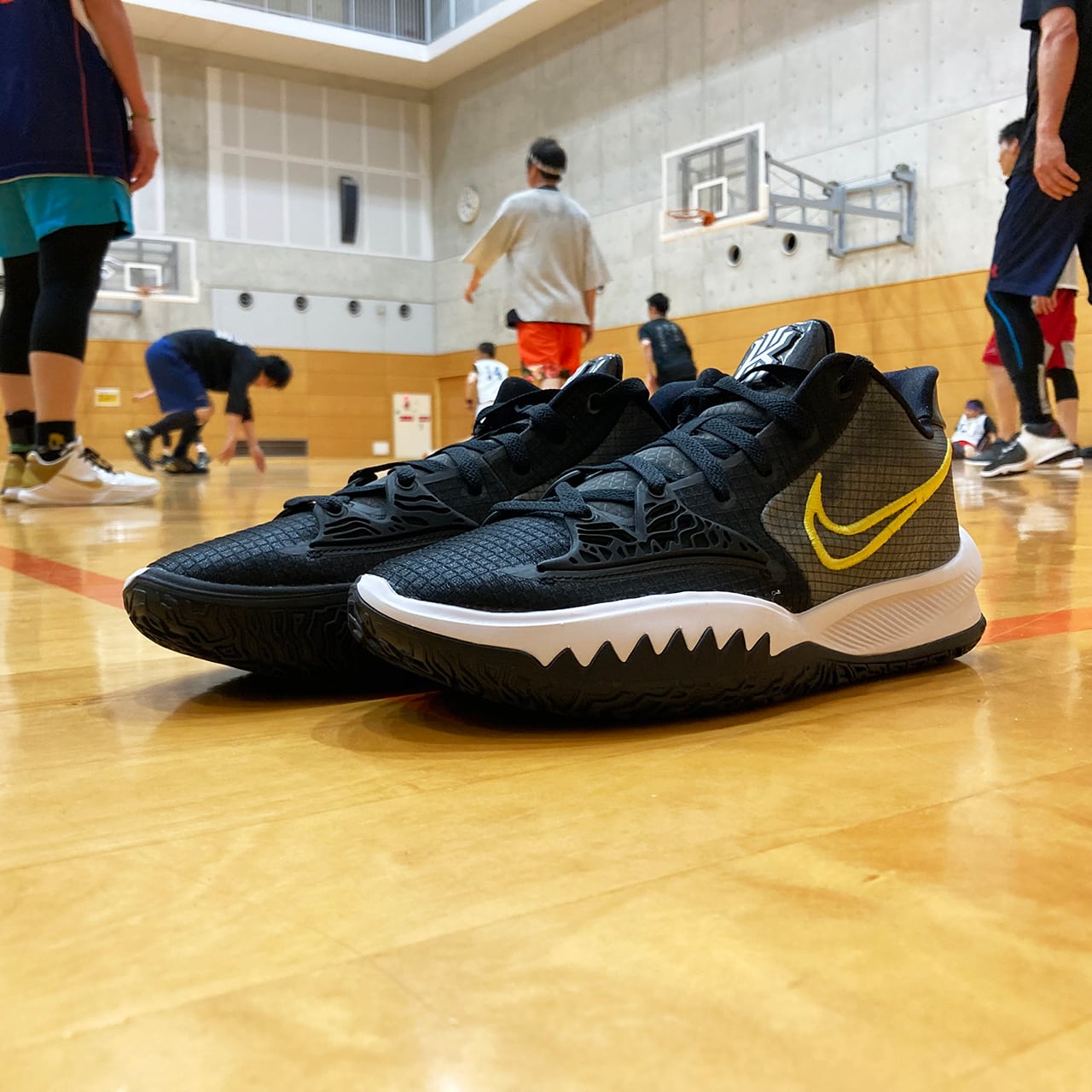 Nike Kyrie Low 4 EP ナイキ カイリー4 ローカット CZ0105-001