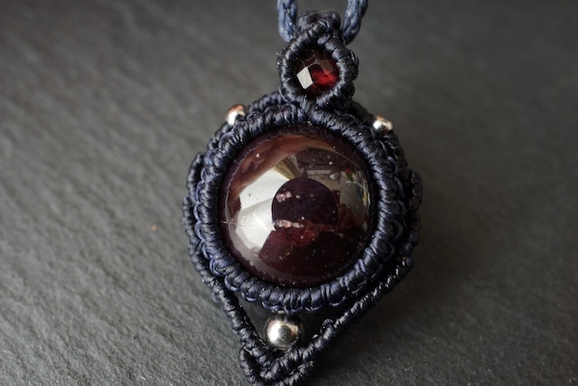 4条スターガーネットのマクラメネックレス - 実 -【一点物】