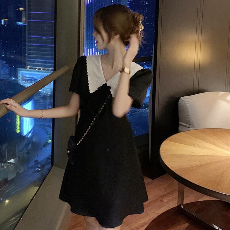 スタイルブラックドレス サマースタンダードウェスト薄手ショートスカート レトロ 夏物 フラワーデザイン 試着室4067397473