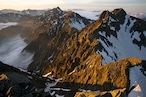 写真パネル「槍ヶ岳への稜線」【A２】サイズ相当 400 × 604mm