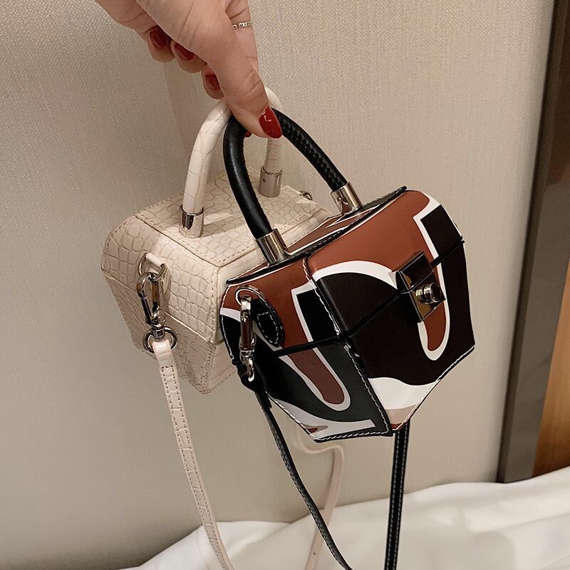 サマーワイルドミニレディーススモールバッグ2020人気の新しい流行のファッションメッセンジャーバッグネットレッドポータブルボックスバッグ 手作りハンドバック749261930