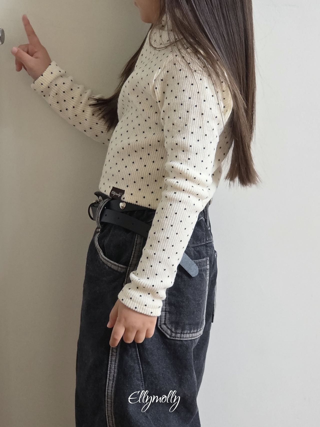 エリーモリー / ELLY MOLLY / ドット起毛ハイネックTシャツ / 韓国子供服 / キッズ / 26winter〖取寄〗*3~11号*