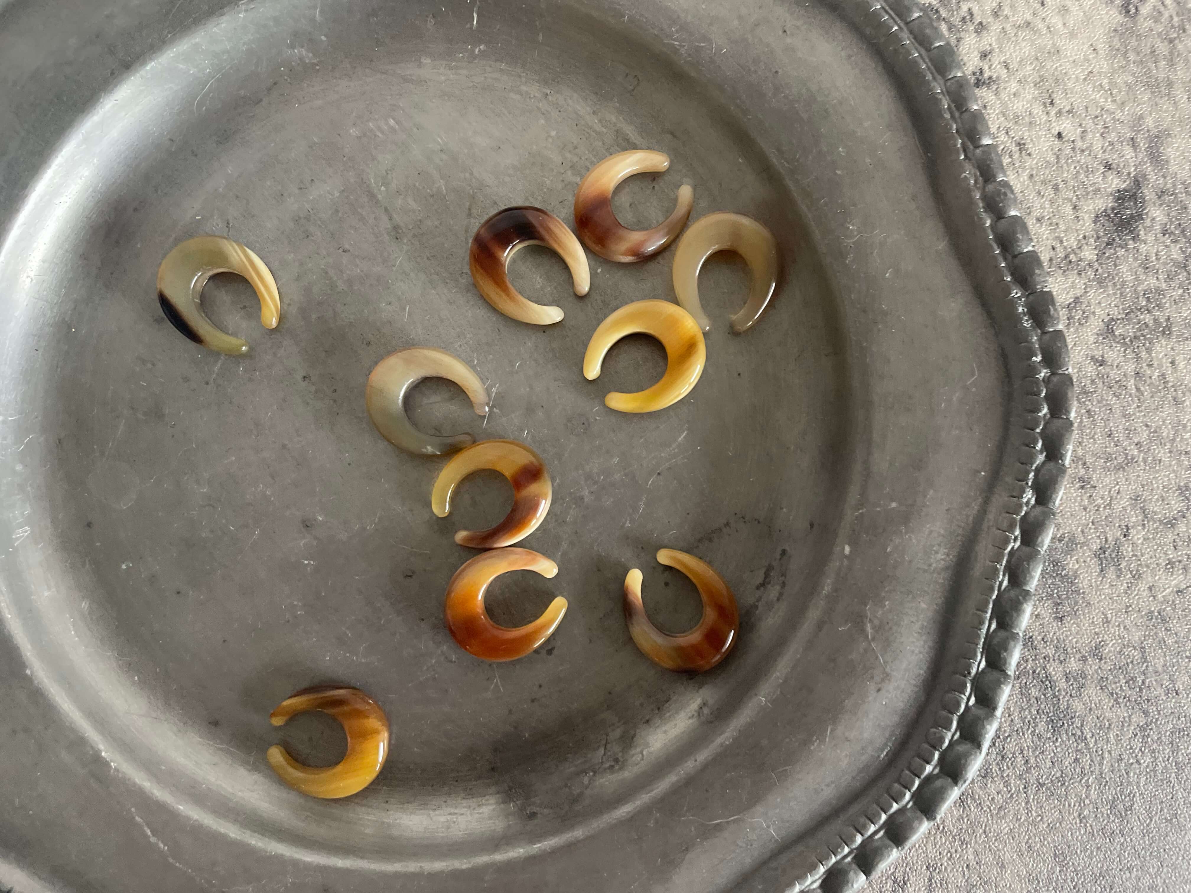 バッファローホーン イヤーカフ