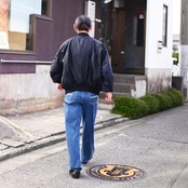 LEH（レー） Bonber Jacket、KUON(クオン）Sashiko Mended Denim Trousersコーディネート