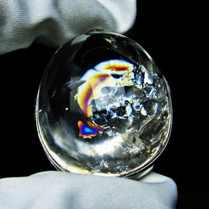 水晶 ペンダント 虹入り 一点物 112-8307