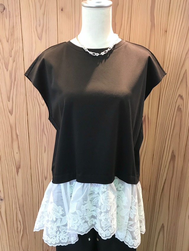 【GRACE CONTINENTAL】ヘムembカットトップ