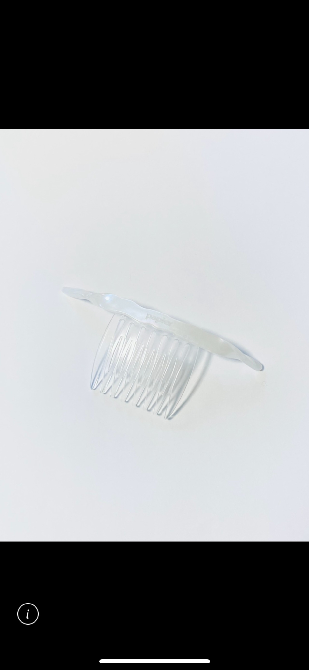 petite croissant comb/white