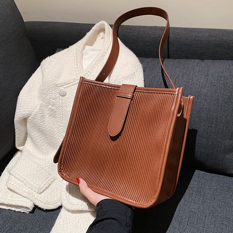 オータムスタンダード レトロ 秋物 メッセンジャーバッグ 手作りハンドバック50579799844