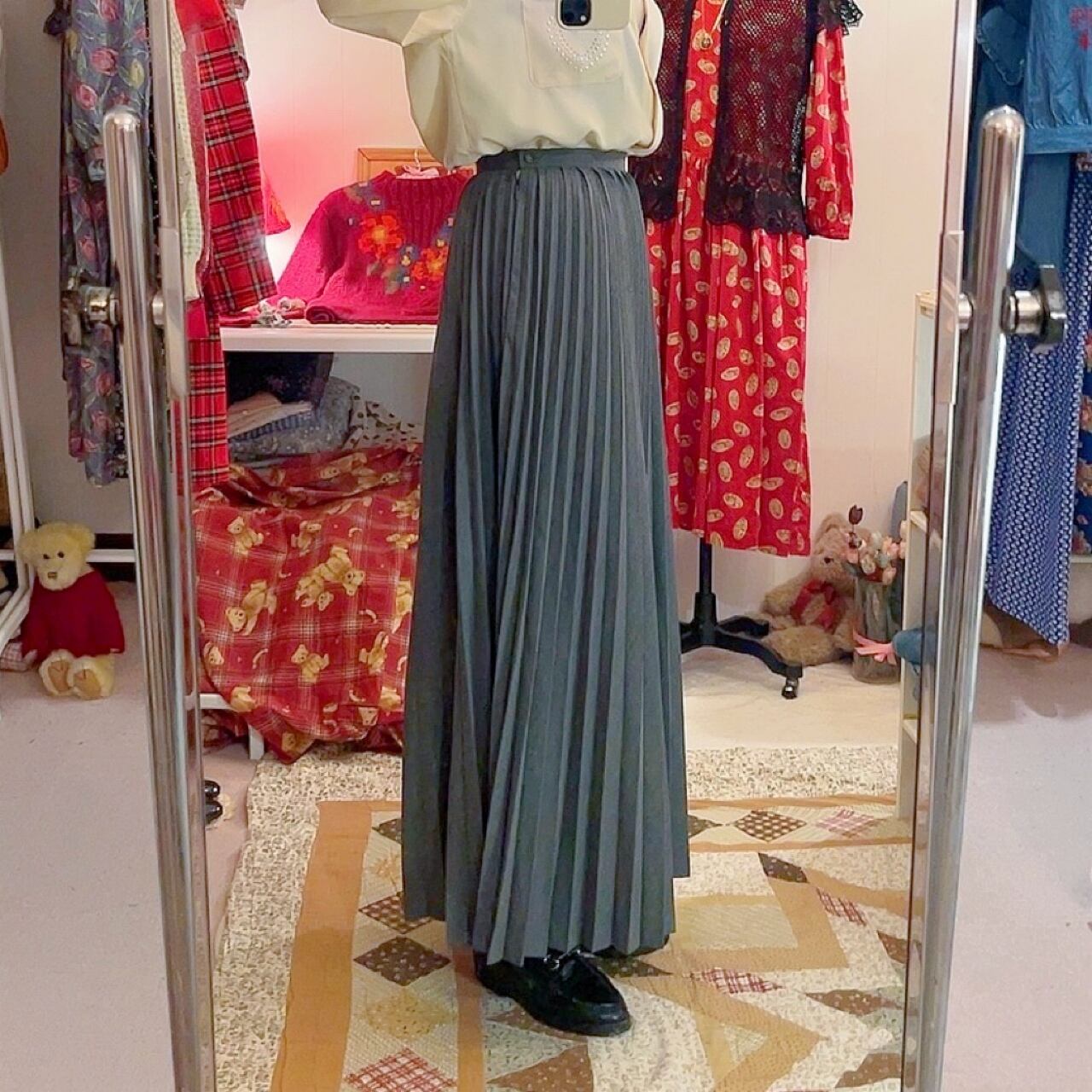 gray accordion pleats skirt