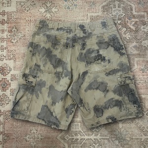 Wrangler HERO / HANDPAINT CAMOUFLAGE SHORTS / ALTERED