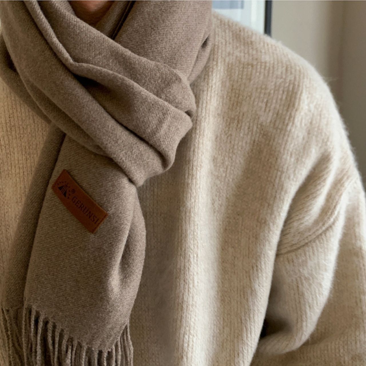 ベーシックラウンドネックニット　MT0080352