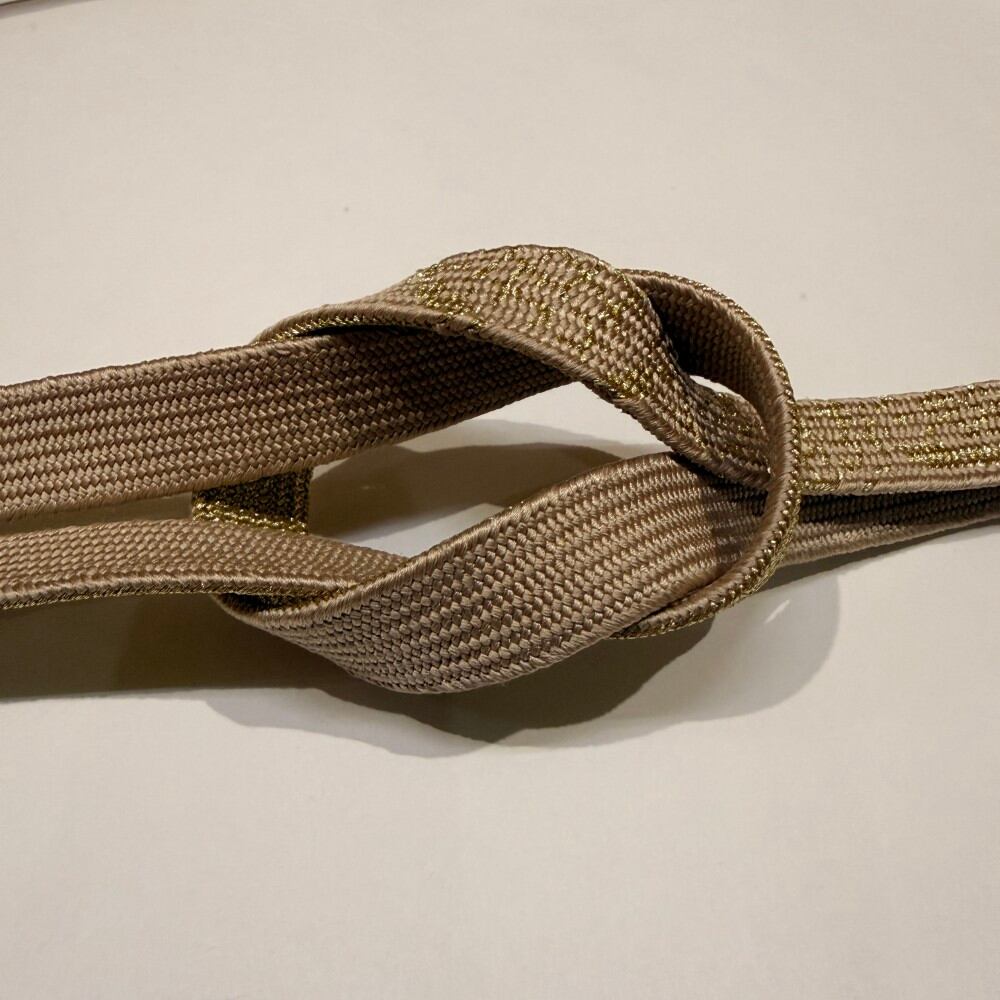 帯締め 新品 帯締め 帯〆 高麗組 手組み帯締め 平組 ベージュ 礼装用 訪問着 色無地 正絹 絹100% 和装小物 6511