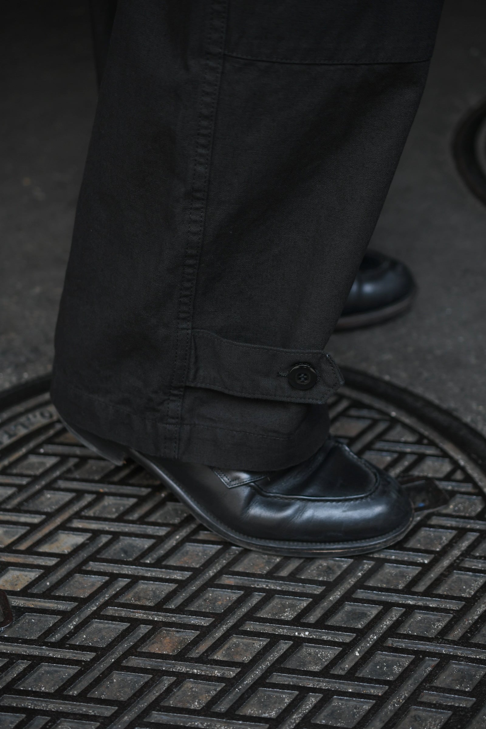 OUTIL / PANTALON BLESLE (Black) | nariwai