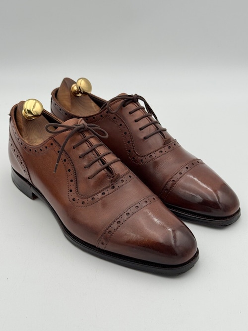 状態良好 Grenson グレンソン パンチドキャップトゥ クォーターブローグ foot master UK7.5E 目安26cm