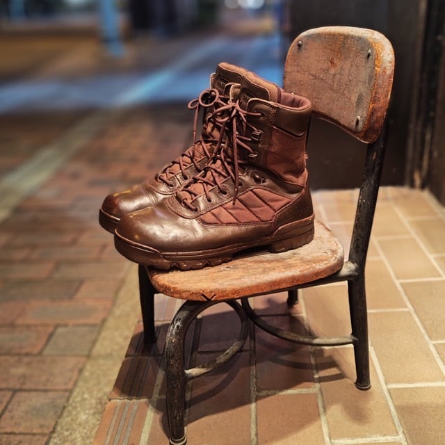 1980s US NAVY CHUKKA BOOTS / 1983 USN チャッカ ブーツ 6 1/2 1980s US NAVY CHUKKA BOOTS / 1983 USN チャッカ ブーツ 6 1/2
