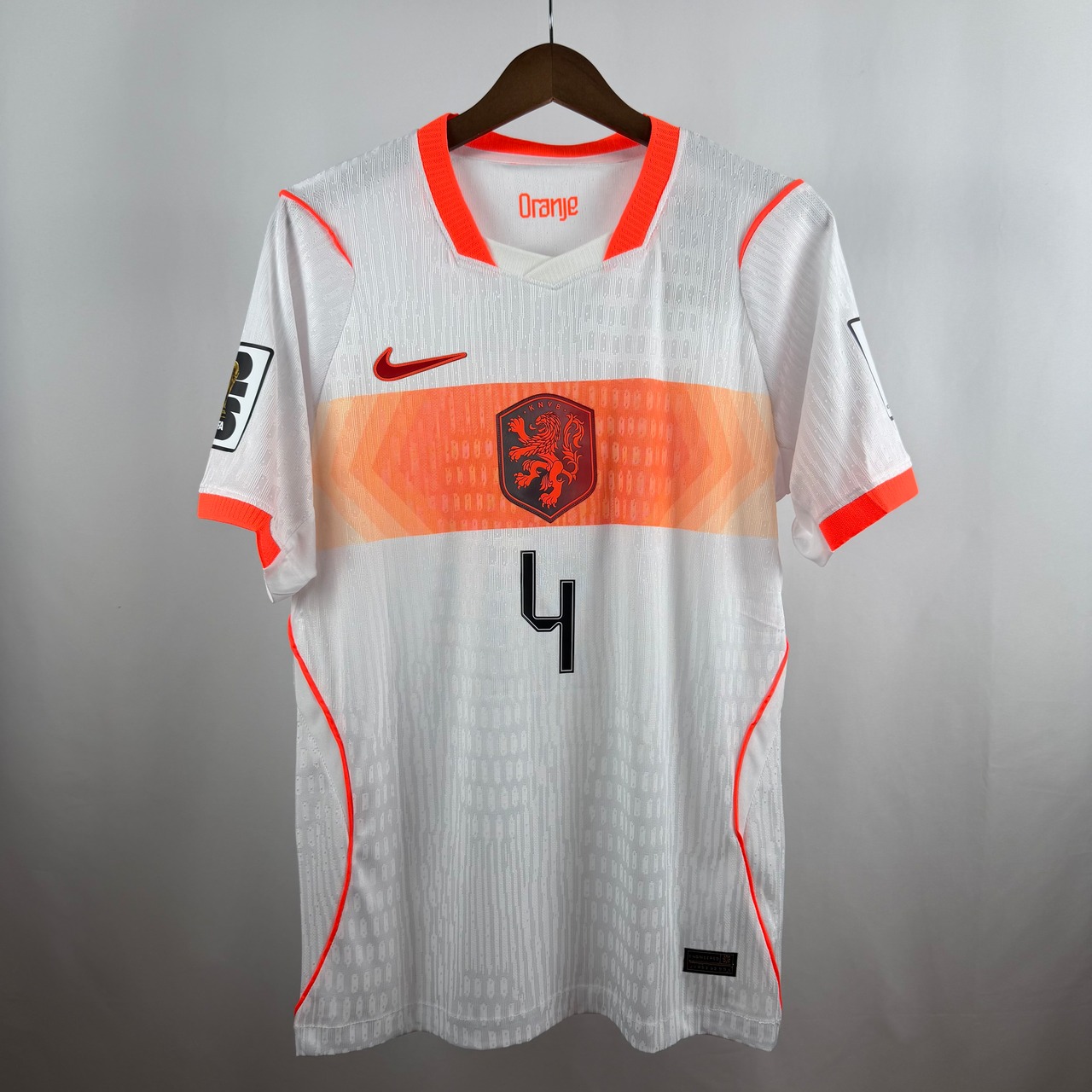 【即納】オランダ代表 2026 アウェイ サッカーユニフォーム VIRGIL #4