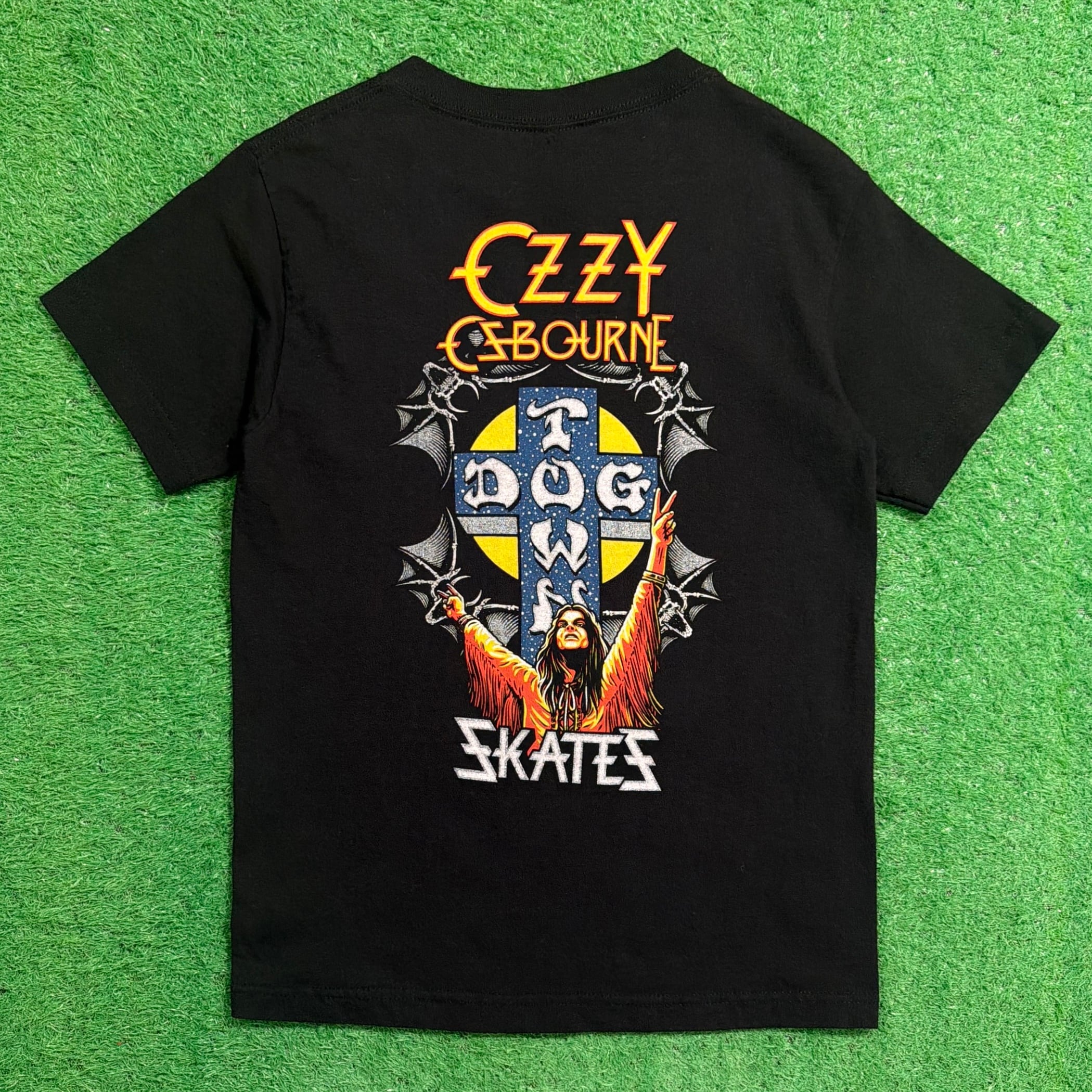 DOG TOWN X OZZY OSBOURNE コラボＴシャツ Men's】 Ozzy Osbourne x DOG TOWN Tシャツ / アメリカ製 USA製 古着