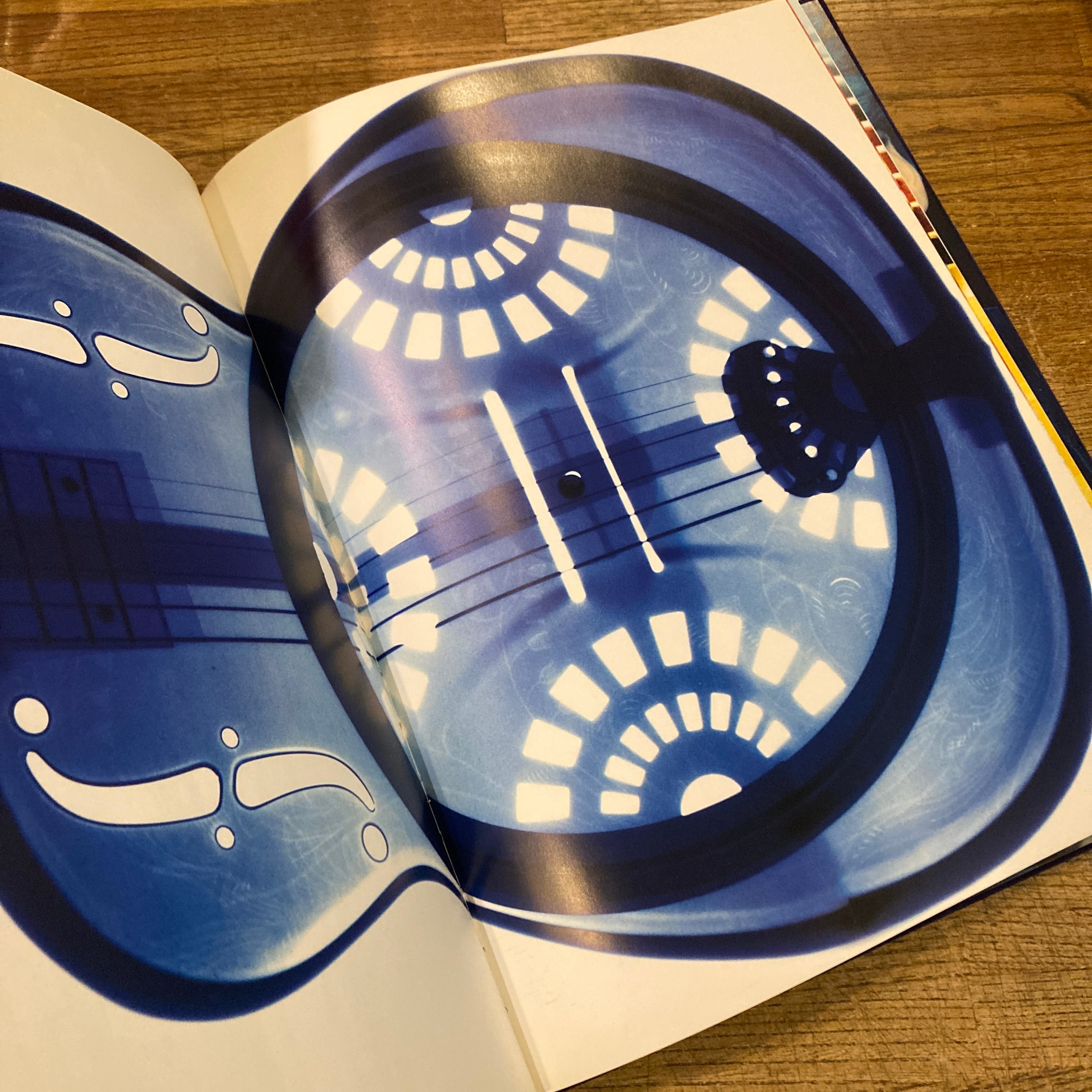 NICKNIGHT: Nick Knight (The Blue Velvet Book / ニック・ナイト) | 百年