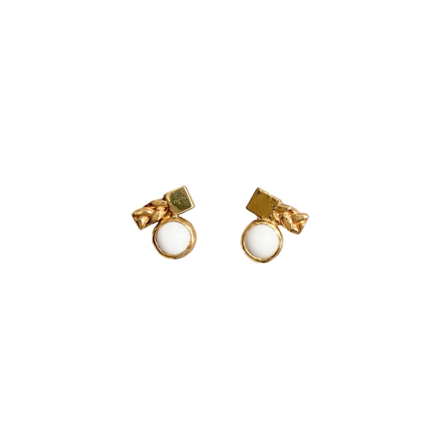 'Monotone square' pierced earrings